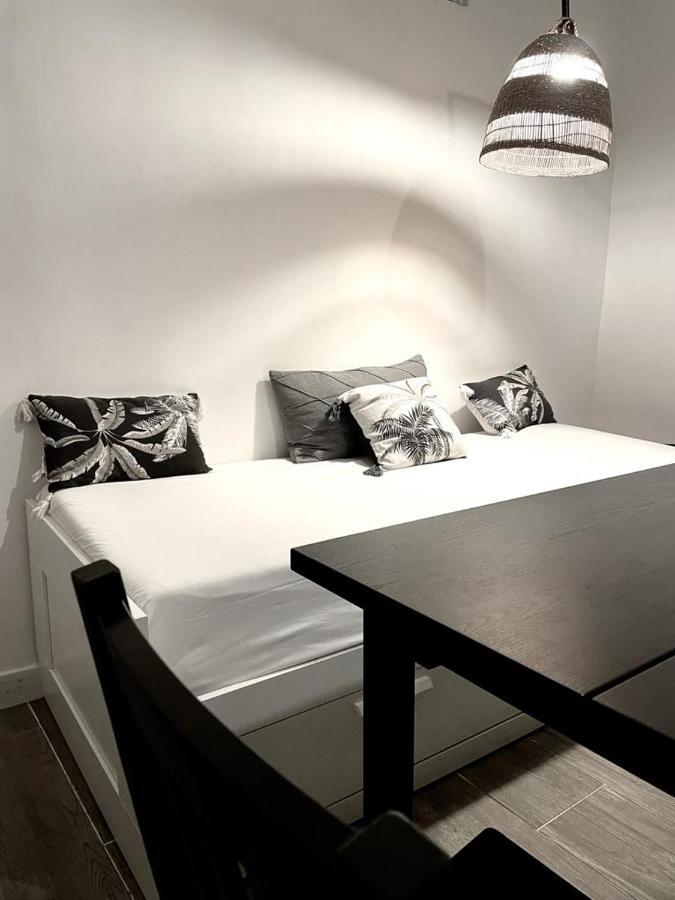 Apartamento Joli T4 rénové climatisé entre St Charles/le Vieux-port Marsella Exterior foto
